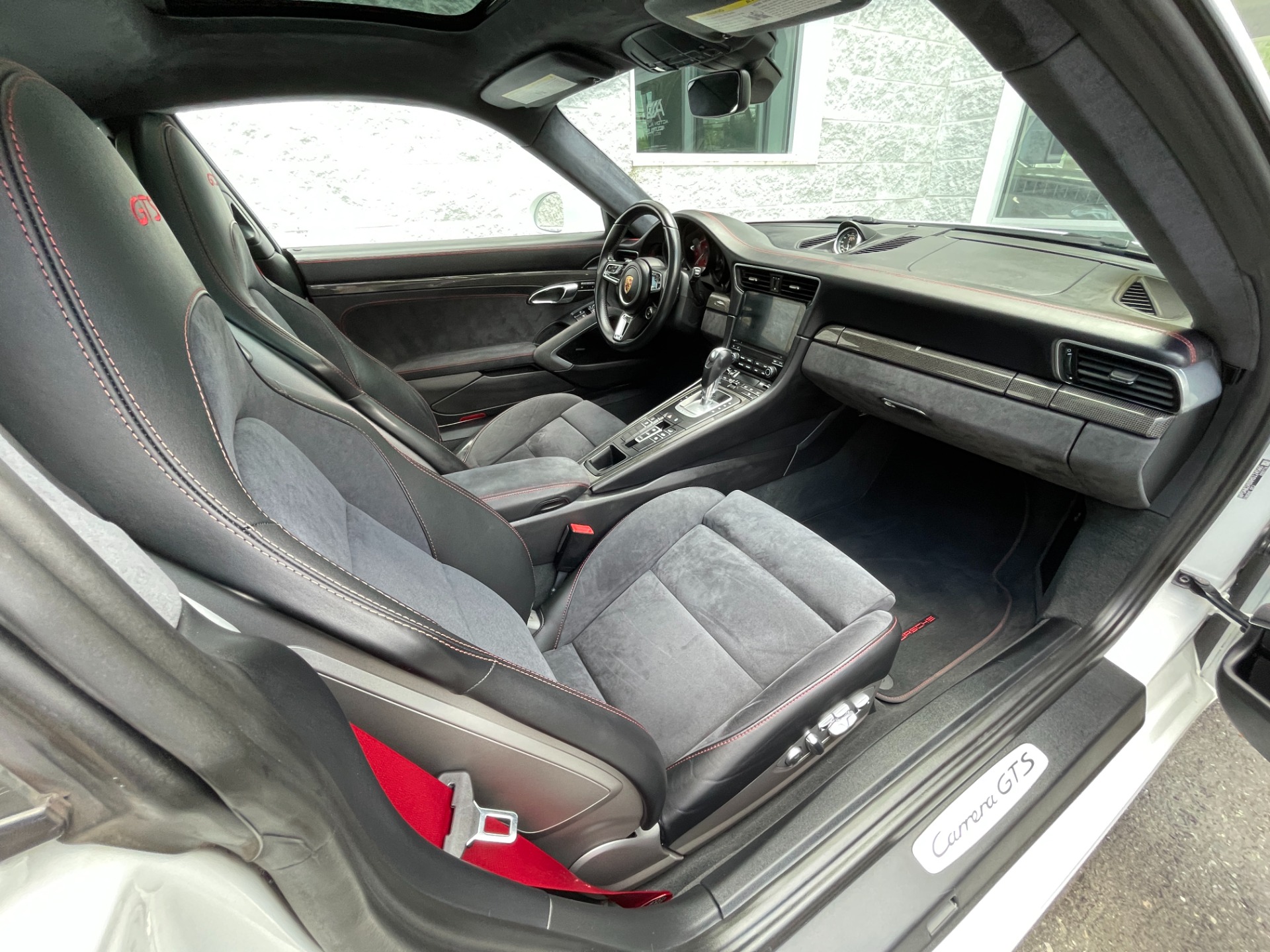 Porsche 911 seats outlet for sale